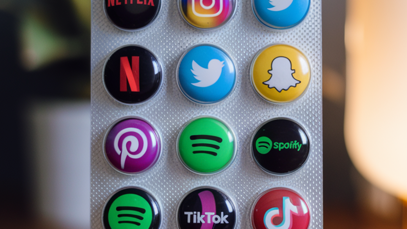 a-photo-of-a-blister-pack-of-pills-with-_lkCcq6iHQLmge2K5T-Ii-w_gxPsZN-fTgGzuIx-893Jbg